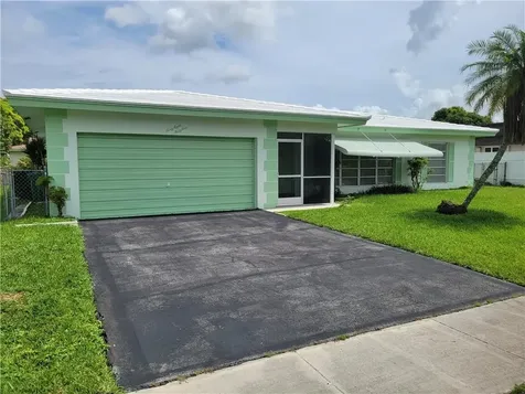 6841 NW 81st Court Tamarac FL 33321