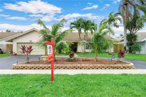 7363 NW 49th Street Lauderhill FL 33319