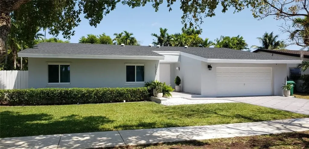 10305 SW 128th Court Miami FL 33186