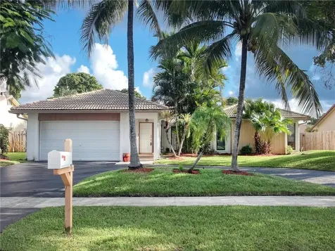 9081 NW 11th Court Plantation FL 33322