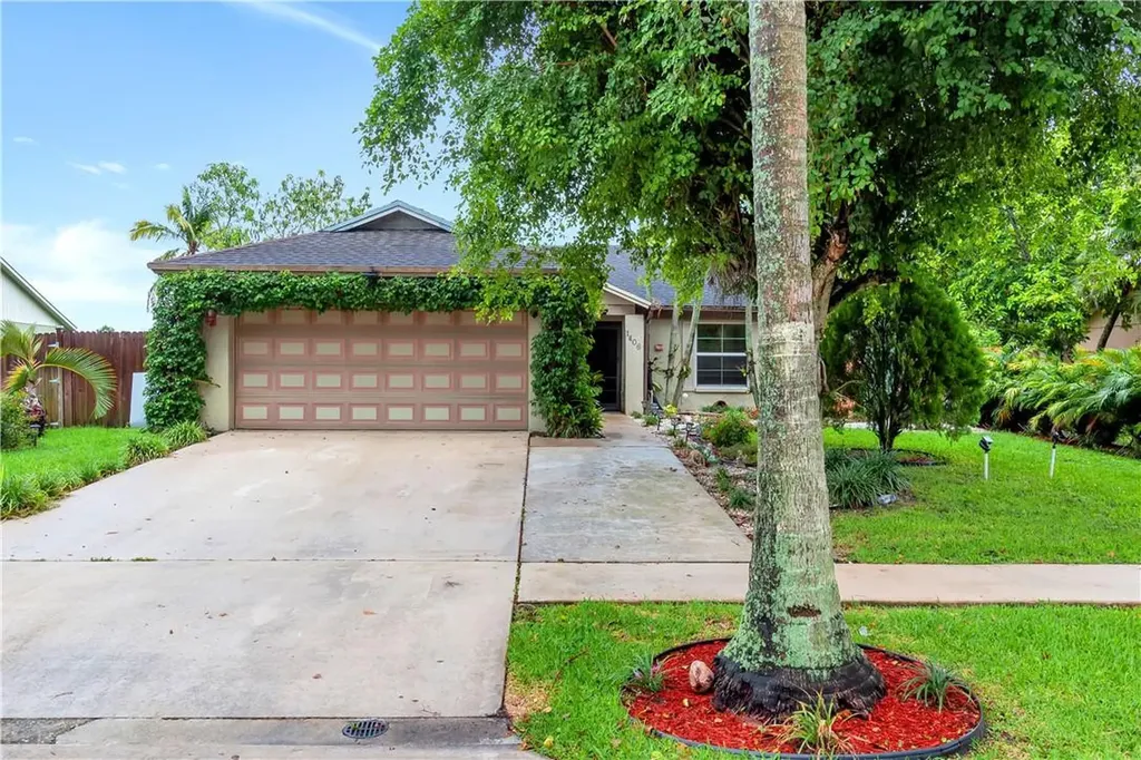 1406 Thornridge Lane Royal Palm Beach FL 33411