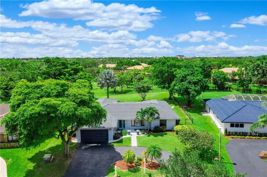 10059 NW 20th Street Coral Springs FL 33071