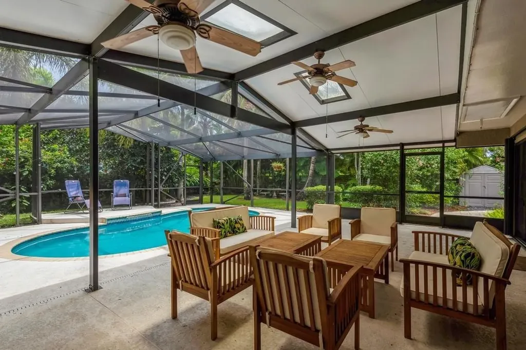 83 NE 20th Street Wilton Manors FL 33305