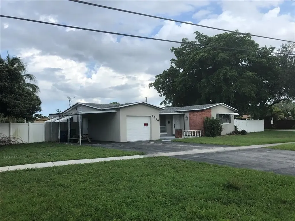 5260 SW 90th Avenue Cooper City FL 33328