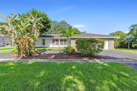 7315 SW 9th Court Plantation FL 33317