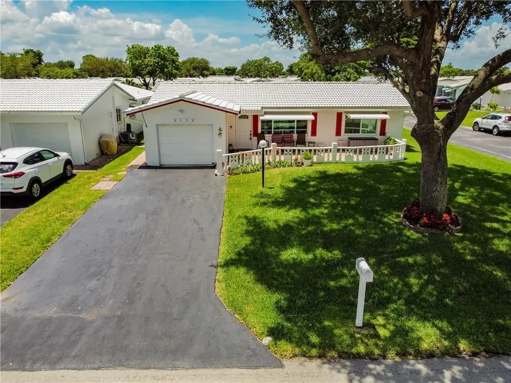 8552 N Campanelli Boulevard Plantation FL 33322