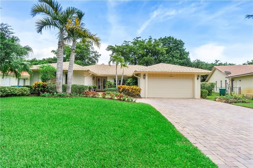 10020 NW 3rd Place Coral Springs FL 33071