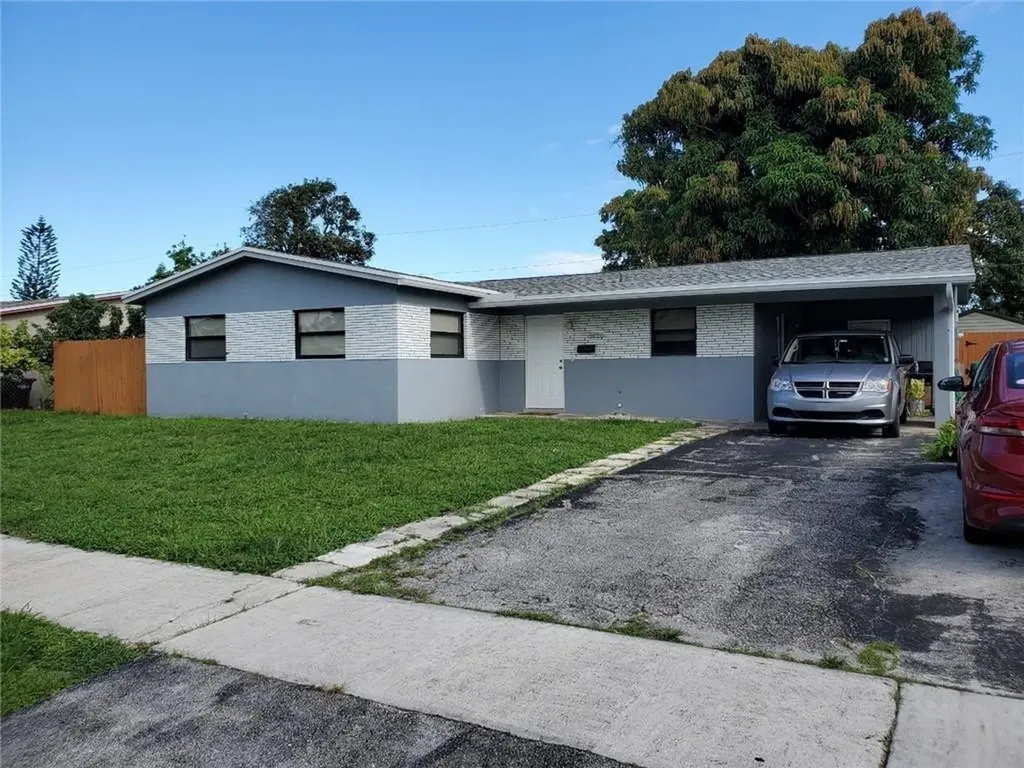 3820 NW 6th Court Lauderhill FL 33311