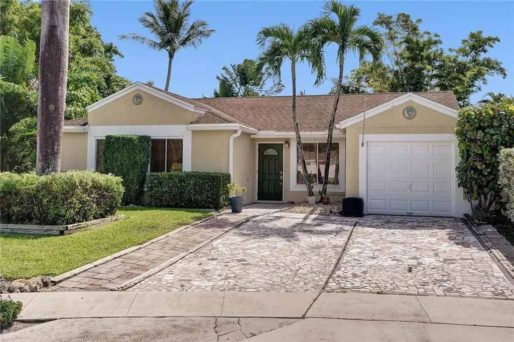 18770 Cloud Lake Circle Boca Raton FL 33496