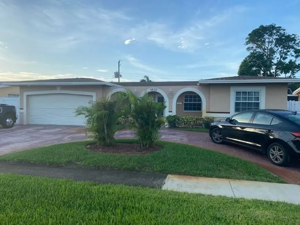 3537 NW 24th Street Lauderdale Lakes FL 33311