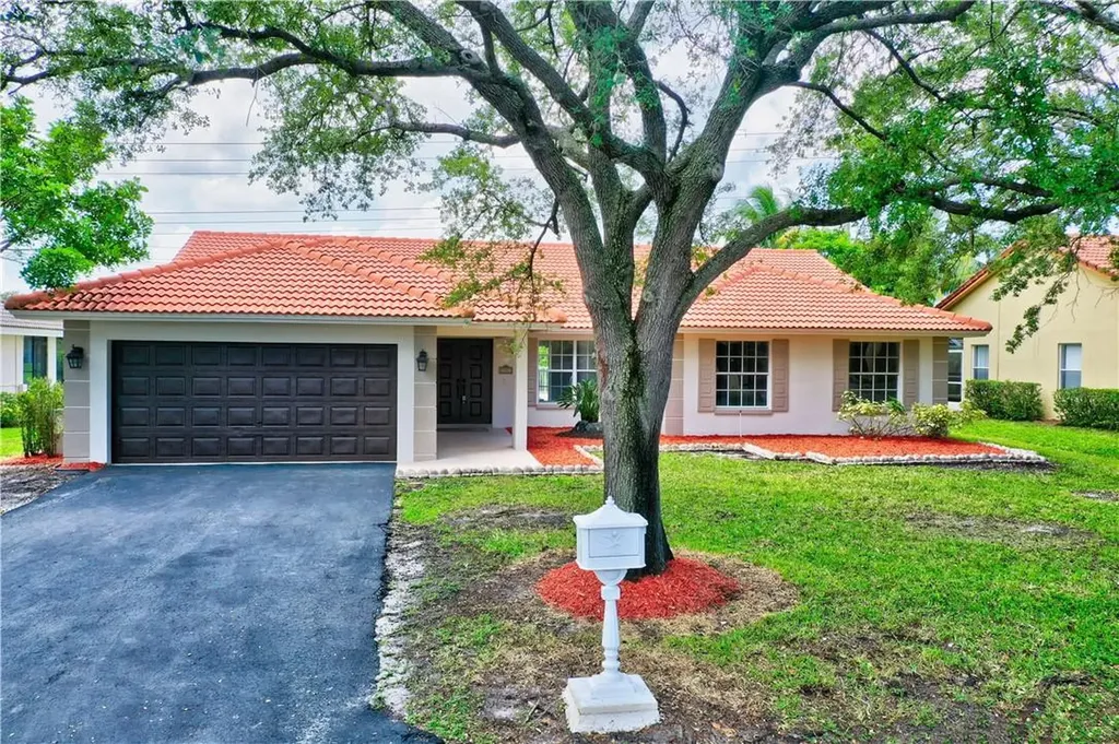 9781 NW 47th Drive Coral Springs FL 33076