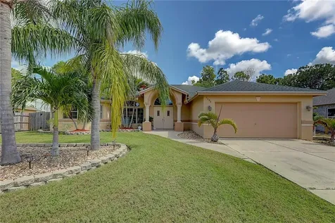 5498 NW Clark Avenue Port St Lucie FL 34983