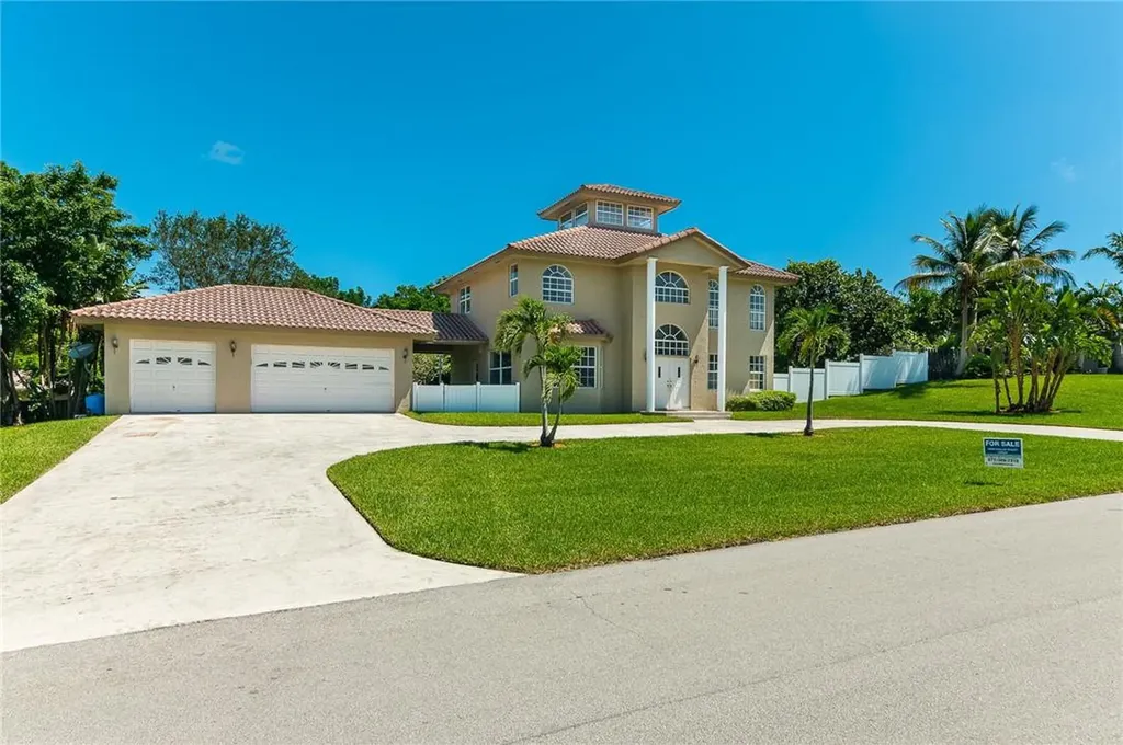 1913 Finn Hill Drive Boynton Beach FL 33426