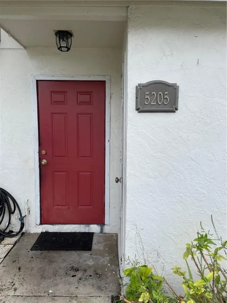 5205 Bayside Drive Greenacres FL 33463