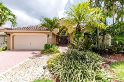 9864 S Abiaca Circle Davie FL 33328