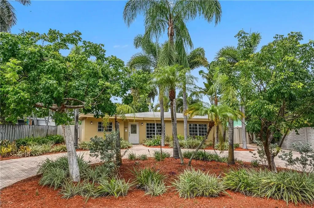 1631 NE 36th Street Oakland Park FL 33334