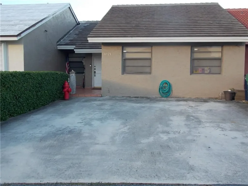 4821 SW 144th Court Miami FL 33175