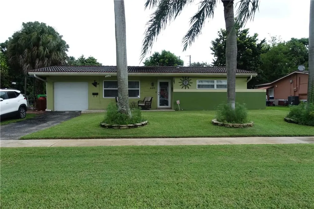 6411 NW 29th Court Sunrise FL 33313
