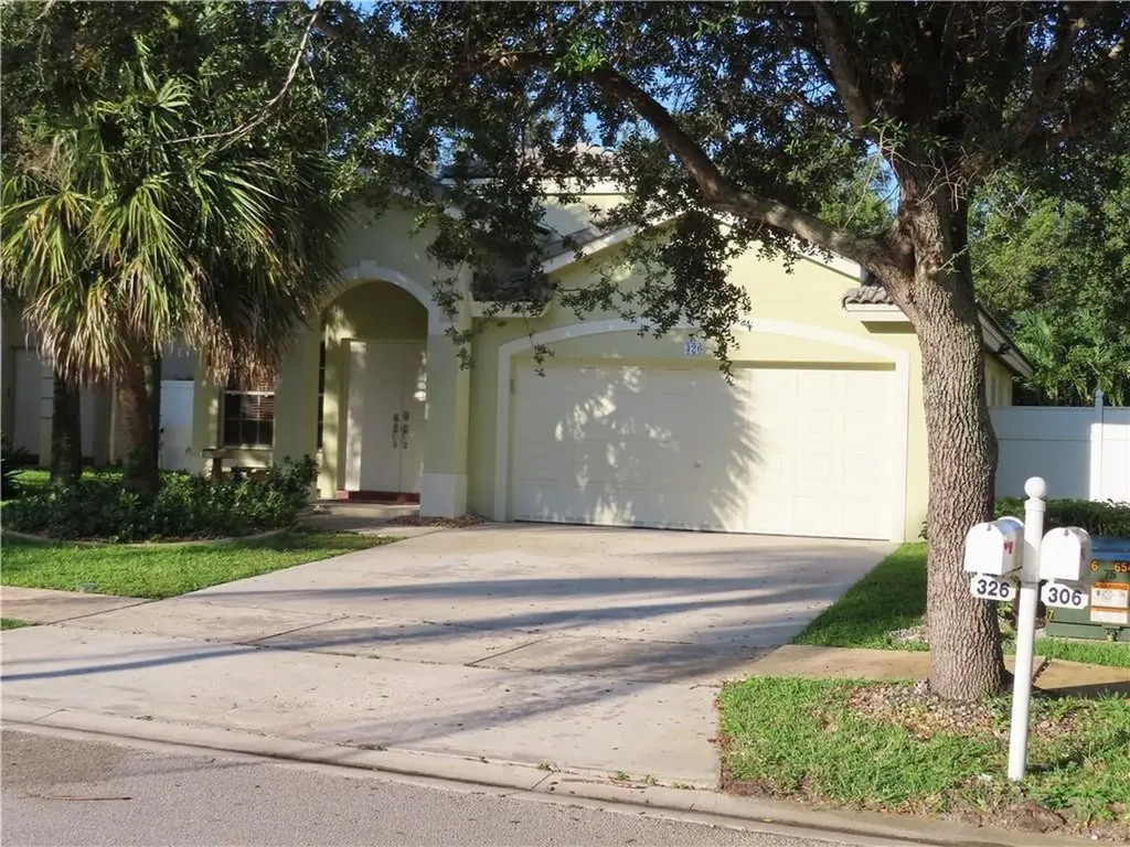 326 SW 206th Avenue Pembroke Pines FL 33029