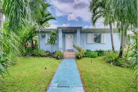 2510 Wilson Street Hollywood FL 33020