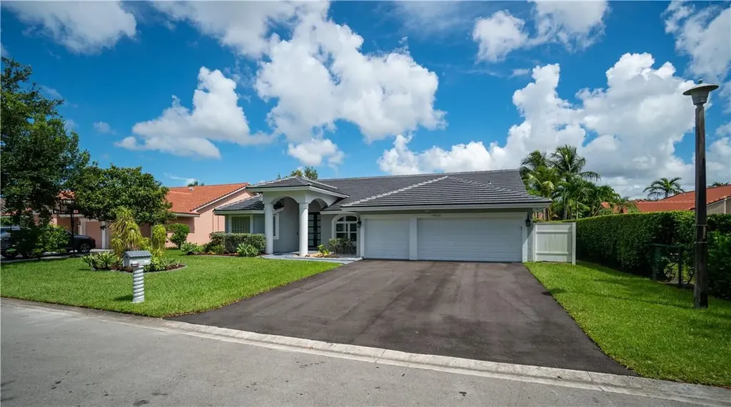 9611 NW 52nd Place Coral Springs FL 33076