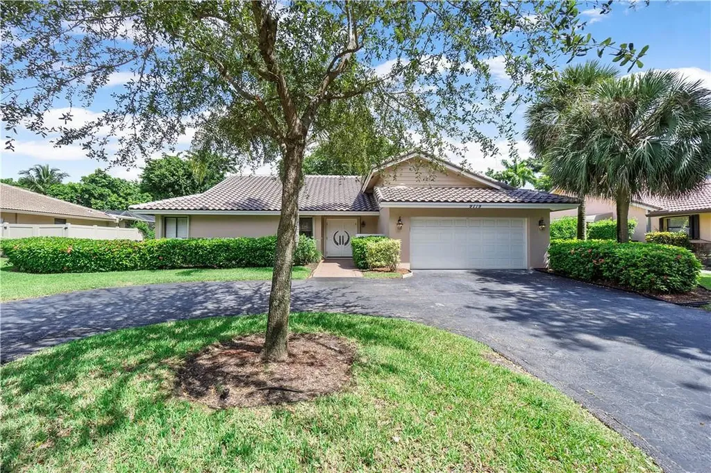 9719 NW 5th Court Coral Springs FL 33071