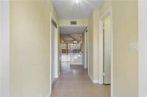 8033 NW 28th Street Sunrise FL 33322