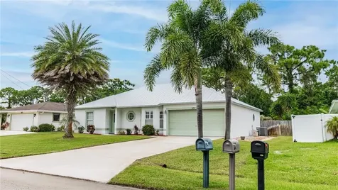 431 SE Faith Terrace Port St Lucie FL 34983