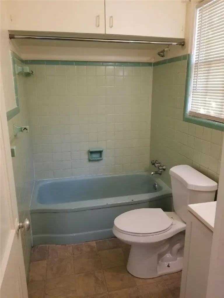 2104 Monroe Terrace Hollywood FL 33020