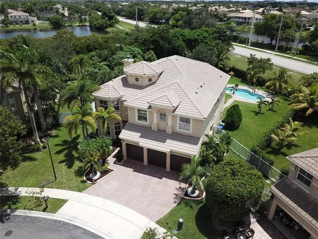 1593 SW 167th Avenue Pembroke Pines FL 33027