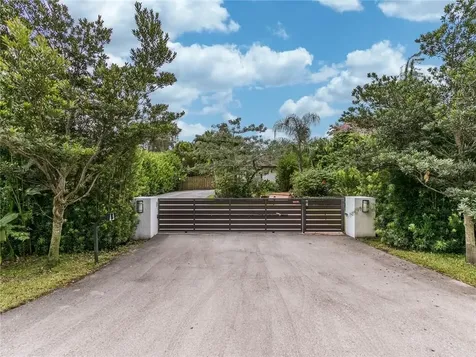 11360 SW 1st Court Plantation FL 33325