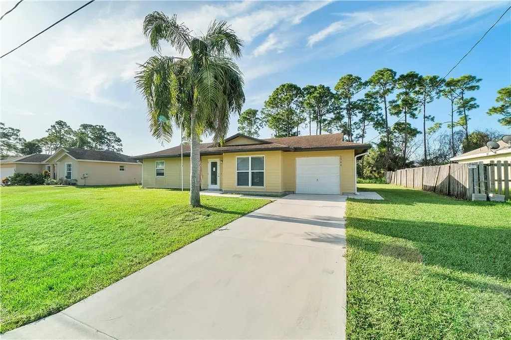 1566 SW Bermel Avenue Port St Lucie FL 34953
