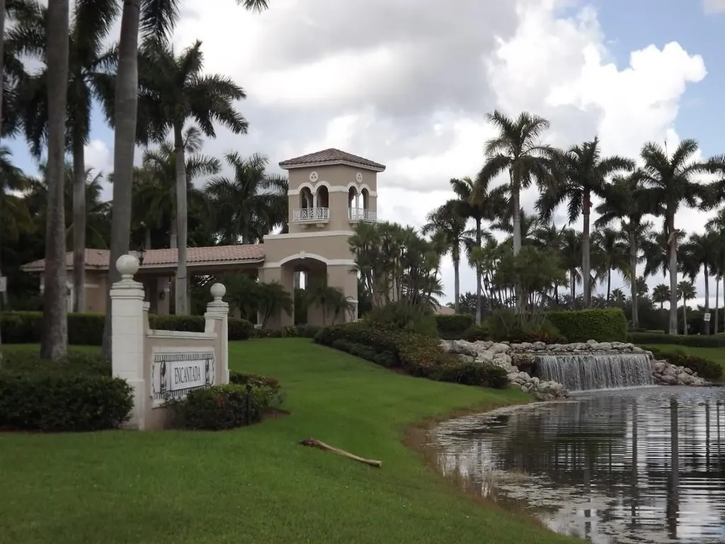 19060 SW 7th Street Pembroke Pines FL 33029