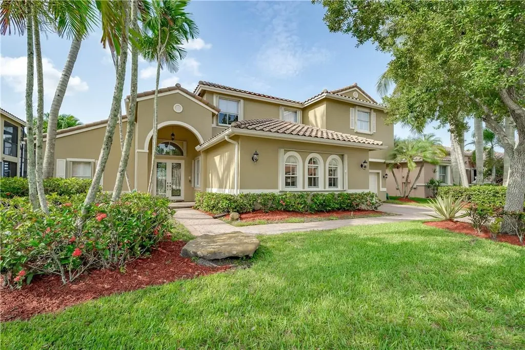 18700 SW 7th Street Pembroke Pines FL 33029