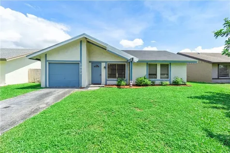 1404 SW 82nd Terrace North Lauderdale FL 33068
