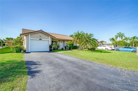 10318 NW 70th Court Tamarac FL 33321