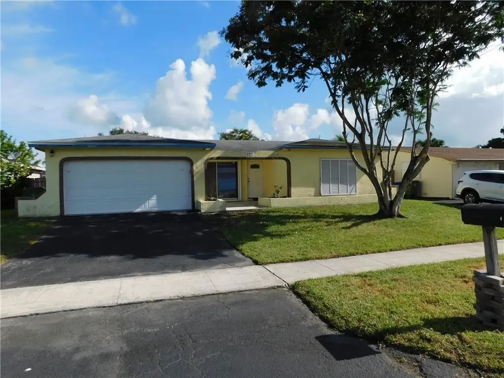 8971 NW 7th Court Pembroke Pines FL 33024