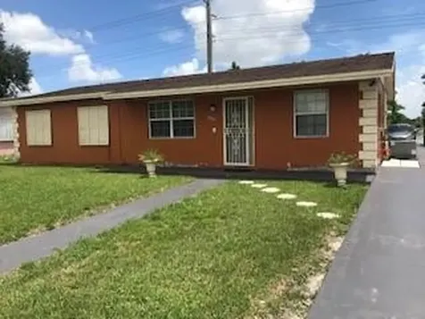 3980 NW 203rd Lane Miami Gardens FL 33055
