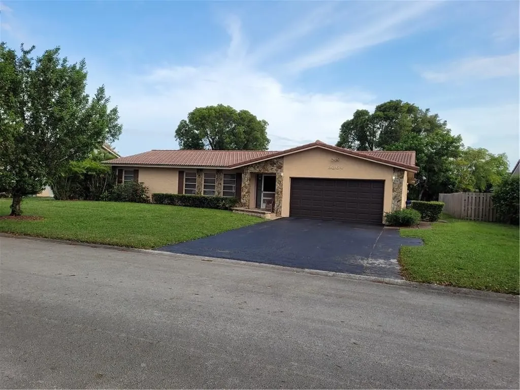 9364 NW 4th Street Coral Springs FL 33071