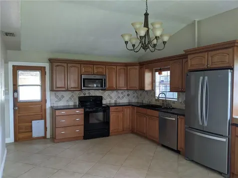 725 Garden Court Plantation FL 33317