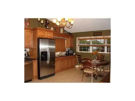725 Garden Court Plantation FL 33317