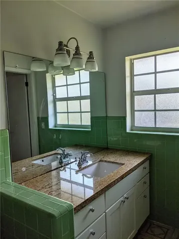 725 Garden Court Plantation FL 33317