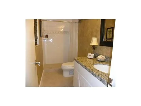 725 Garden Court Plantation FL 33317