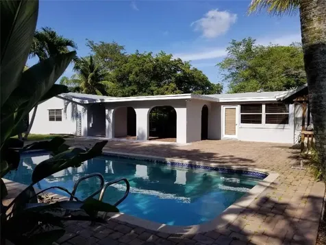 725 Garden Court Plantation FL 33317