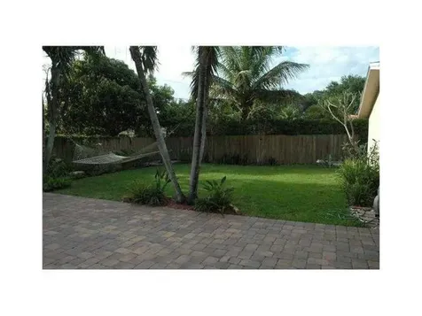 725 Garden Court Plantation FL 33317