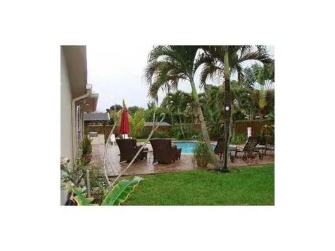 725 Garden Court Plantation FL 33317