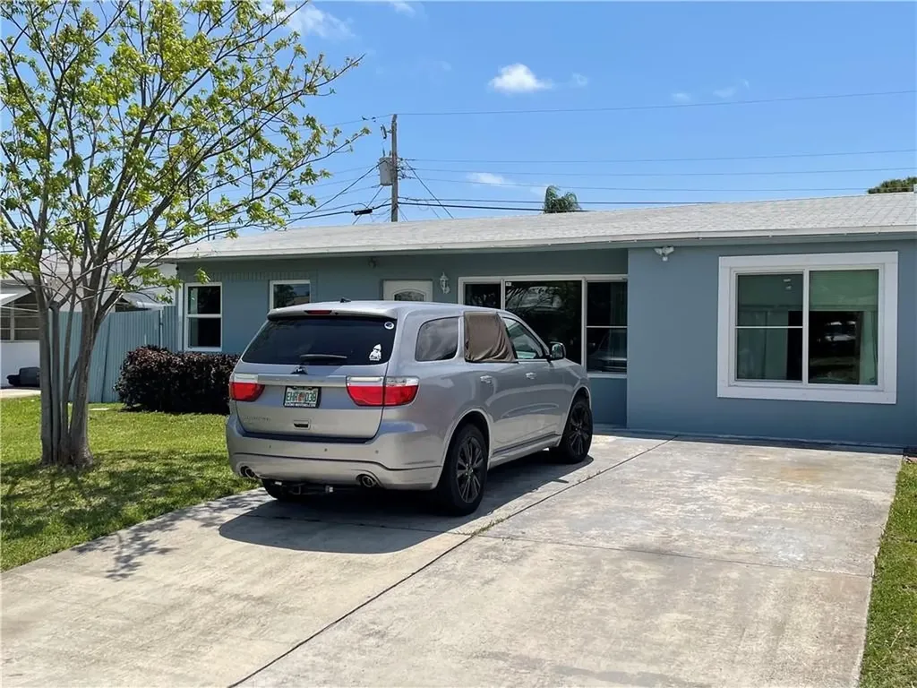 1612 NE 31st Court Pompano Beach FL 33064
