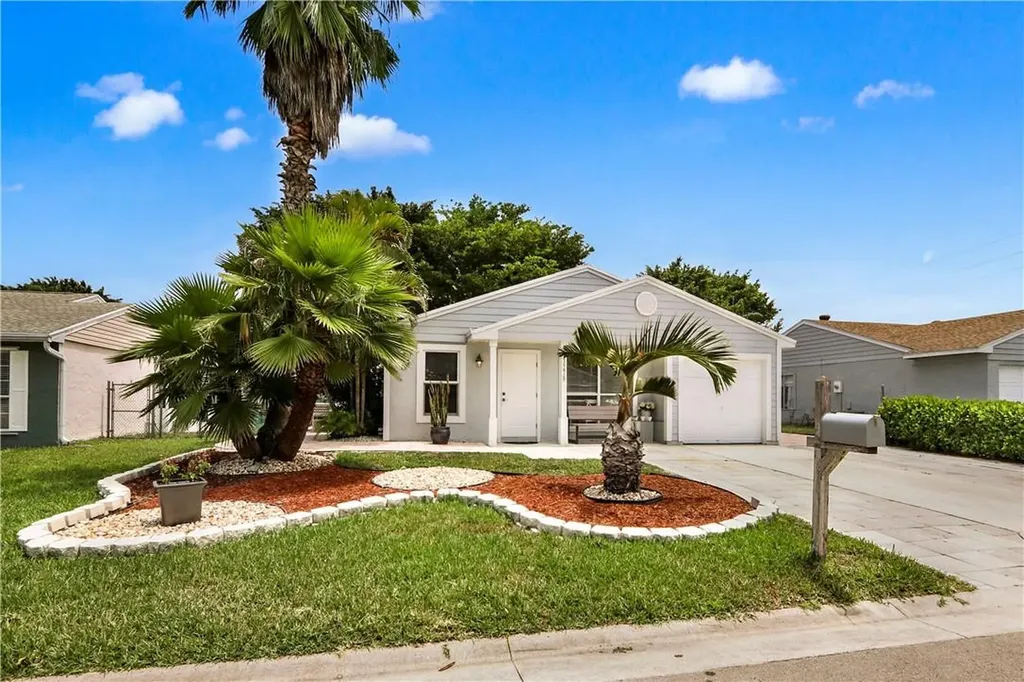 23278 New Coach Way Boca Raton FL 33433