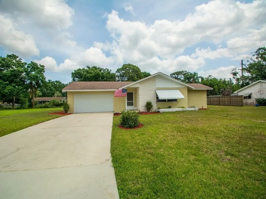 1226 37th Avenue Vero Beach FL 32960