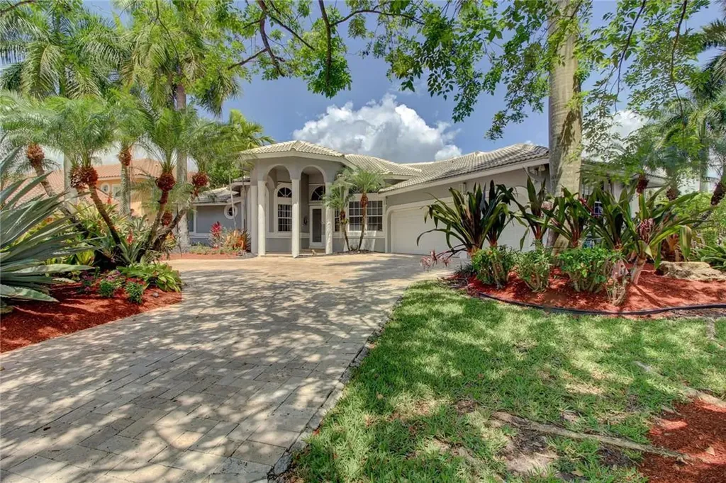 12105 NW 9th Place Coral Springs FL 33071